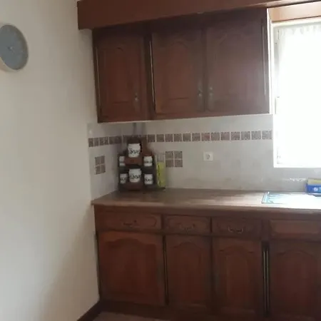 Karolina Apartman *