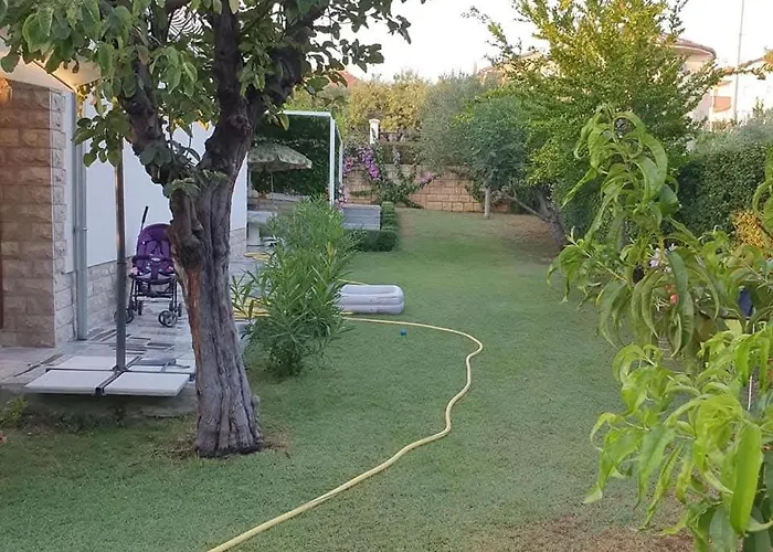 Karolina 비오그라드나모루